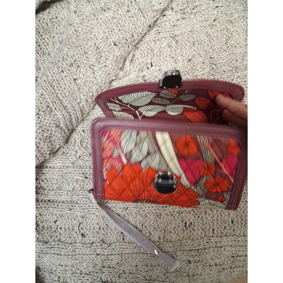 Vera Bradley Ultimate Wristlet Purse Pushlock Wallet Trifold - Picture 3 of 4